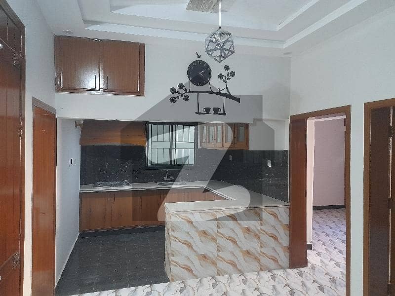 کالٹکس روڈ راولپنڈی میں 4 کمروں کا 5 مرلہ مکان 1.5 کروڑ میں برائے فروخت۔