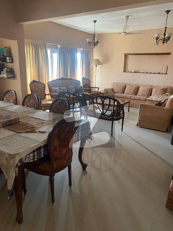 3 BED D/D APARTMENT FOR SALE IN SEA VIEW APARTMENTS DHA PHASE 6