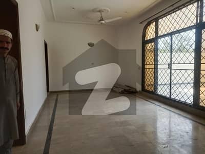 Hot Location Kanal Renovated New Upper Portion Available For Rent in DHA Phase 3 Block Y