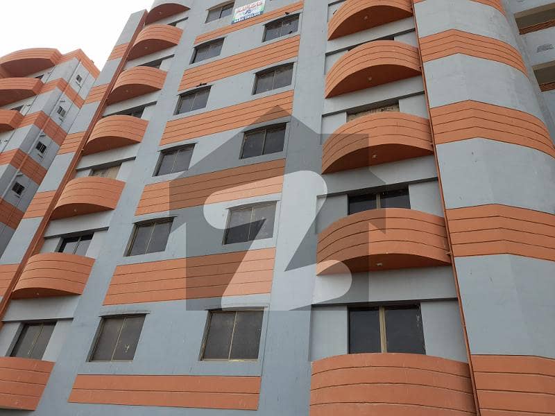 1000 Square Feet Spacious Flat Is Available In Memon Nagar For Sale