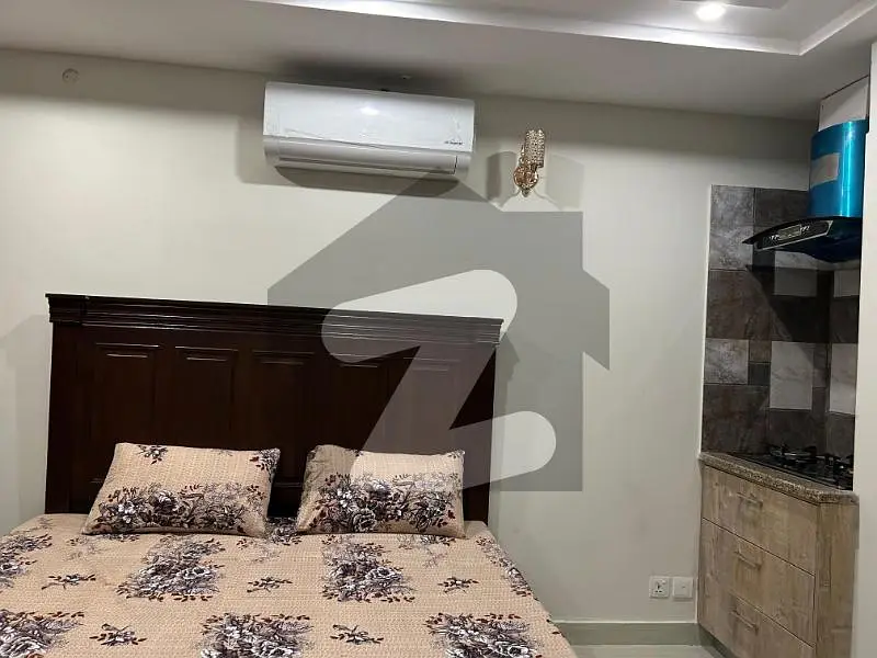 STUDIO LUXURY APPARTMENT Furnished AVAILBLE FOR RENT AT GULBERG GREEEN ISLAMABAD