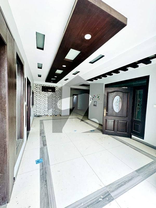 1800 Sq Ft Office Space In Bukhari Commercial Near Main Ittehad Road