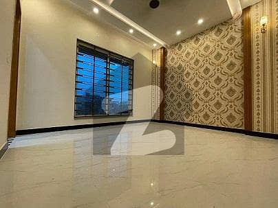 5 MARLA BRAND NEW FULL HOUSE FOR RENT IN AA BLOCK BAHRIA TOWN LAHORE
