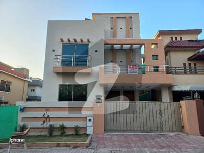 10 Marla 5 Bedroom Double Unit House For Sale In Bahria Town Phase 4