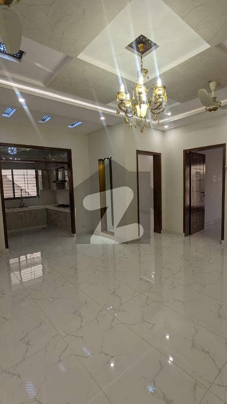 BRAND NEW 10 MARLA HOUSE FOR SALE BAHRIA TOWN LAHORE