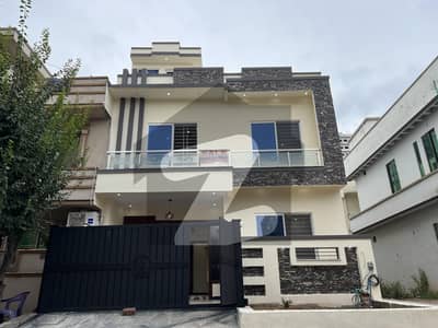 Brand New Modern Luxury Prime Location 25x40
House For Sale In G-13 Islamabad