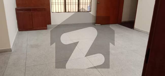 1 Kanal Lower Portion Available For Rent In Dha Phase 2 Near Masjid Park Market