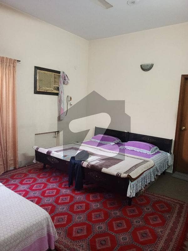 کیولری گراؤنڈ لاہور میں 4 کمروں کا 10 مرلہ مکان 5.0 کروڑ میں برائے فروخت۔