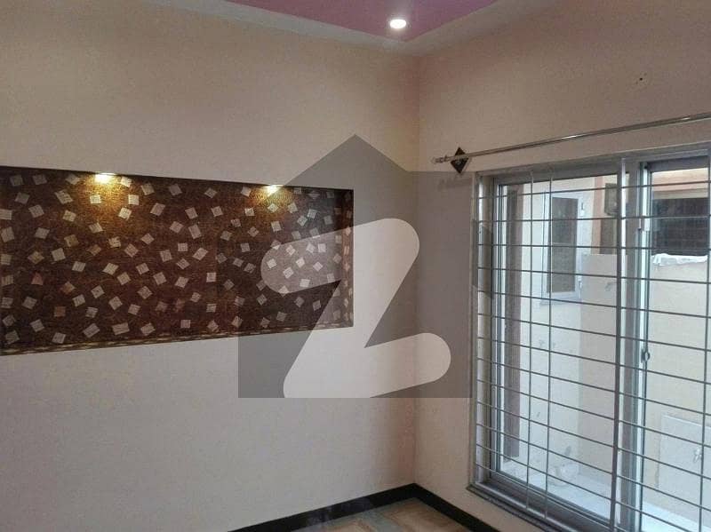 Lower Portion Of 10 Marla House is Available For Rent In Bahria Town - Tulip Block Lahore