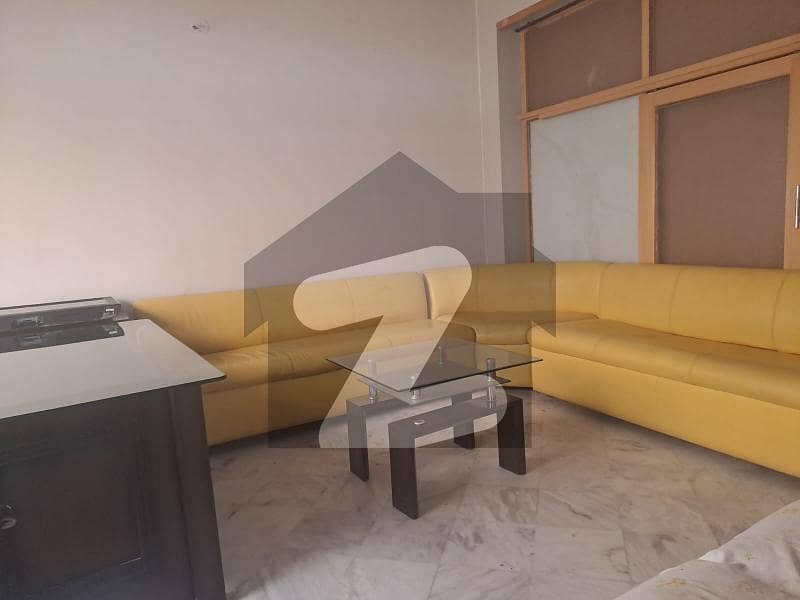 One Kanal Furnished Upper Portion Available For Rent In Garden Town Lahore