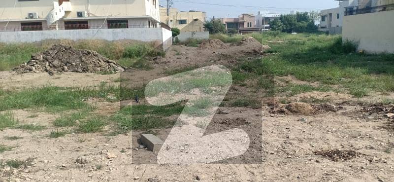 600 yards residential plot for sale near Bukhari park box plot at most attractive location