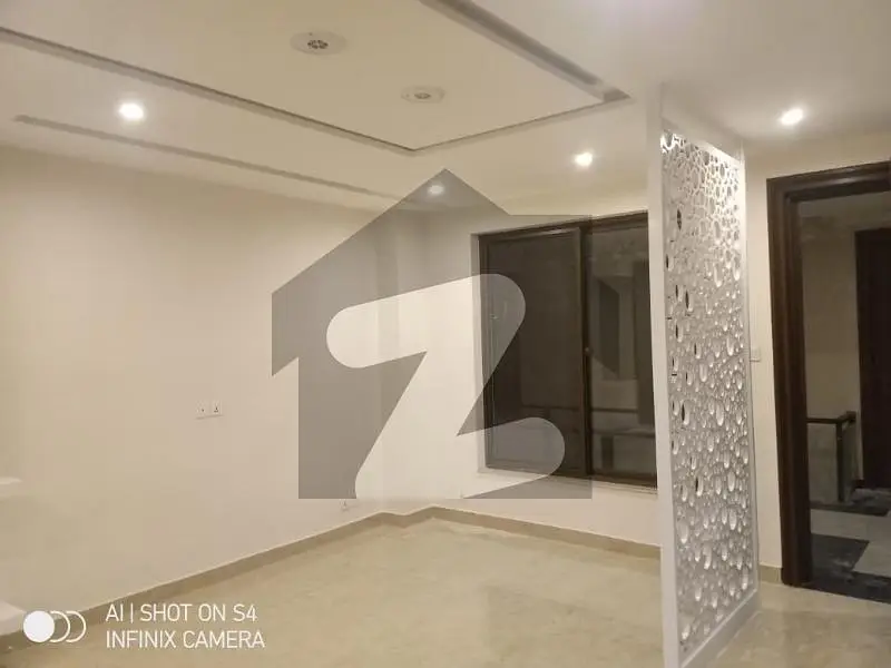 Dha Phase 8 Air Avenue Apartment For Rent 2 Bedrooms