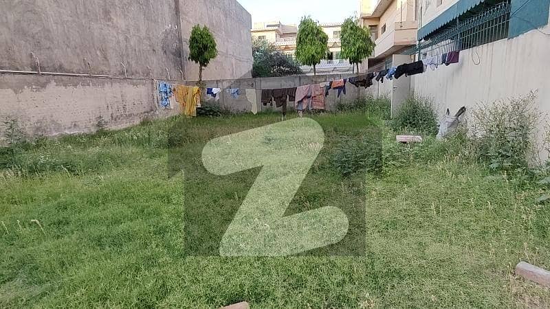 سبزہ زار سکیم ۔ بلاک این سبزہ زار سکیم,لاہور میں 10 مرلہ رہائشی پلاٹ 2.5 کروڑ میں برائے فروخت۔