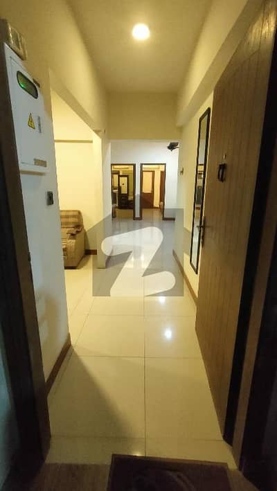 کلفٹن ۔ بلاک 2 کلفٹن,کراچی میں 2 کمروں کا 5 مرلہ فلیٹ 2.4 کروڑ میں برائے فروخت۔