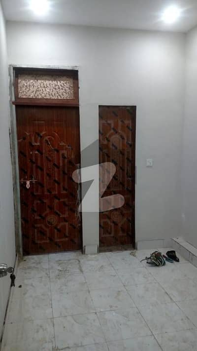 کورنگی - سیکٹر 31-جی کورنگی,کراچی میں 2 کمروں کا 3 مرلہ بالائی پورشن 25.0 لاکھ میں برائے فروخت۔