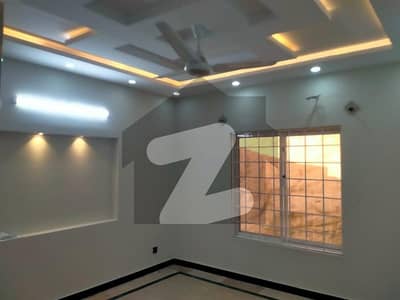 Awais block 7 Marla upper Portion available for Rent
