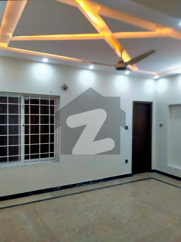 Awais Block 7 Marla Upper Portion Available For Rent