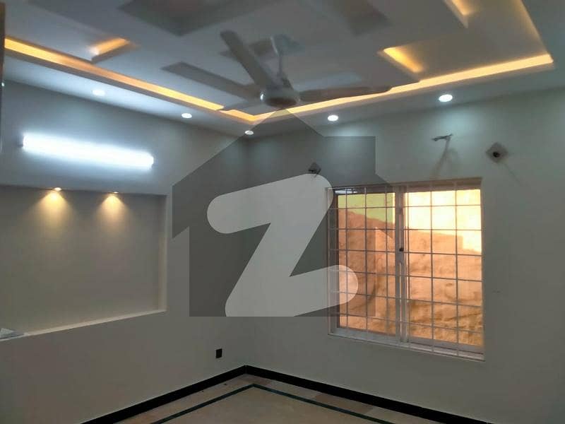 Awais Block 10 Marla Double Story House Available For Rent