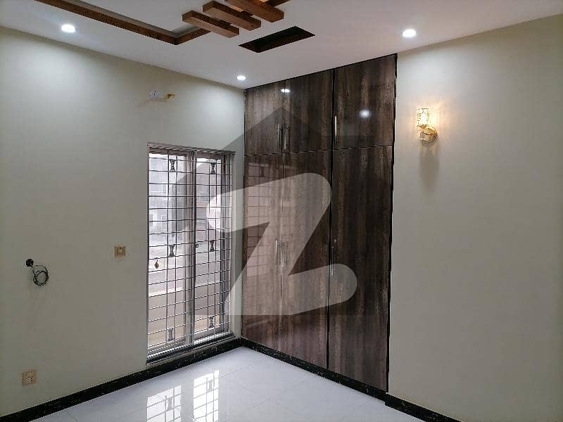 پاک عرب ہاؤسنگ سوسائٹی لاہور میں 3 کمروں کا 5 مرلہ مکان 65.0 ہزار میں کرایہ پر دستیاب ہے۔