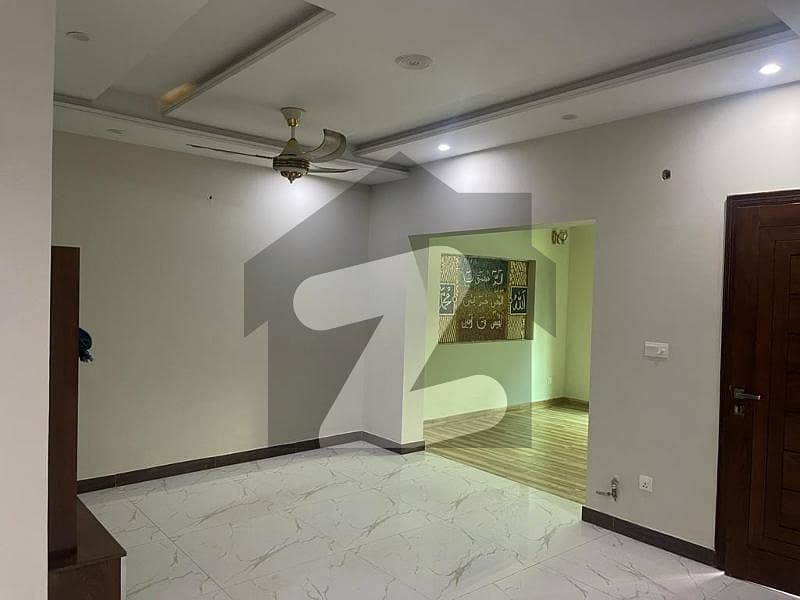 الکبیر ٹاؤن رائیونڈ روڈ,لاہور میں 3 کمروں کا 5 مرلہ مکان 1.85 کروڑ میں برائے فروخت۔
