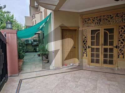 Buy A Centrally Located 2700 Square Feet House In Pakistan Town - Phase 1