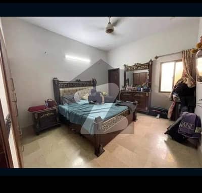 2 Bed Dd 1st Floor With Roof Portion Rent