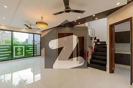 بحریہ آرچرڈ فیز 2 بحریہ آرچرڈ,لاہور میں 3 کمروں کا 5 مرلہ مکان 1.62 کروڑ میں برائے فروخت۔