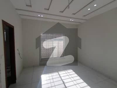 Double Storey 32 Marla House Available In Multan Public School Road For rent