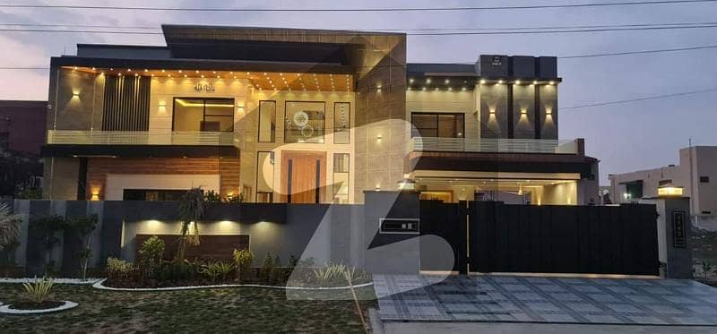 Luxury 2-Kanal Brand New Ultra Modern Bungalow For Sale In Valencia Town Lahore