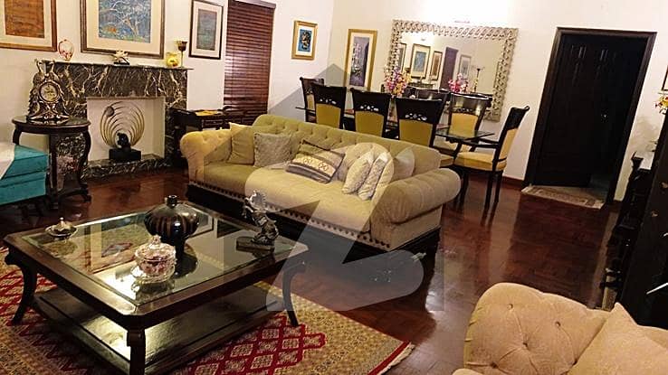 ڈی ایچ اے فیز 3 - بلاک ڈبل ایکس فیز 3,ڈیفنس (ڈی ایچ اے),لاہور میں 5 کمروں کا 1 کنال مکان 8.5 کروڑ میں برائے فروخت۔