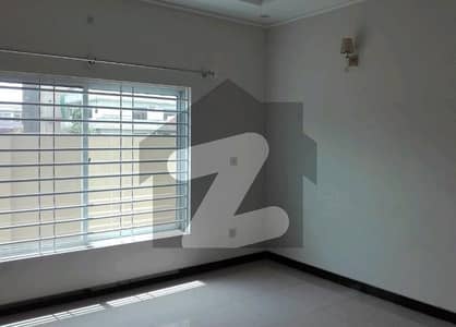 850 Square Feet Flat In Soan Garden - Block C For Sale At Good Location