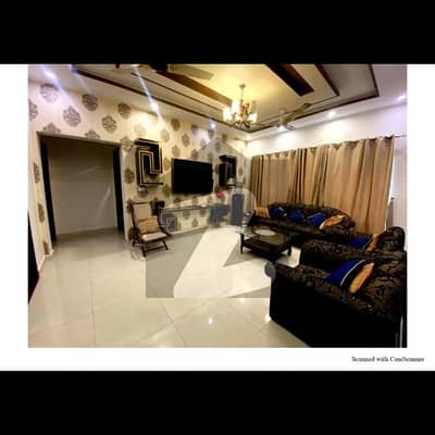 10 Marla Modern Luxury 8 Years Used House On Good Location For Sale