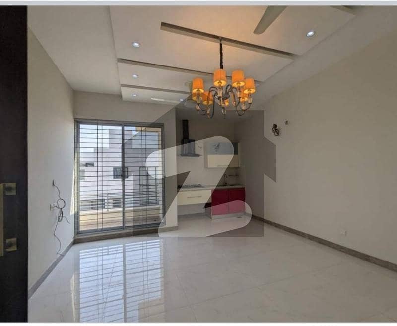 گرین سٹی ۔ بلاک سی گرین سٹی,لاہور میں 4 کمروں کا 8 مرلہ مکان 1.2 لاکھ میں کرایہ پر دستیاب ہے۔