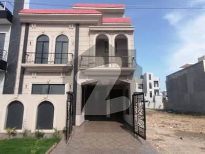 Good Location Sale A House In Lahore Prime Location