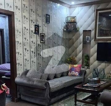 جوہر ٹاؤن فیز 2 - بلاک آر2 جوہر ٹاؤن فیز 2,جوہر ٹاؤن,لاہور میں 4 کمروں کا 5 مرلہ مکان 2.3 کروڑ میں برائے فروخت۔