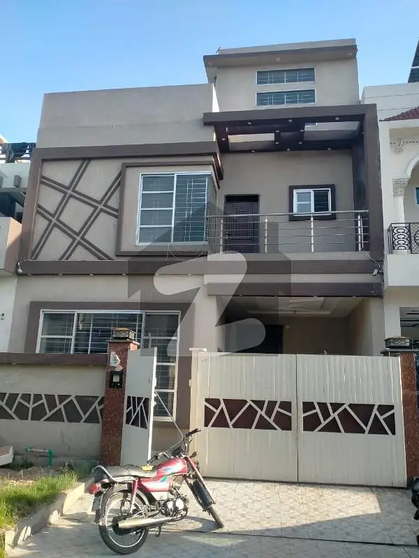 House Of 5 Marla In Citi Housing Society Is Available