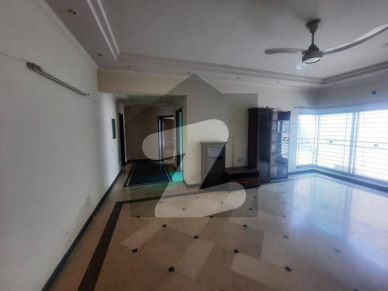 1 Kanal Upper Portion Very Cheap Price Available for Rent in P Block Phase 1 DHA