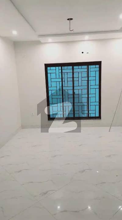 BRAND NEW 10 MARLA HOUSE FOR RENT BAHRIA ORCHARD LAHORE