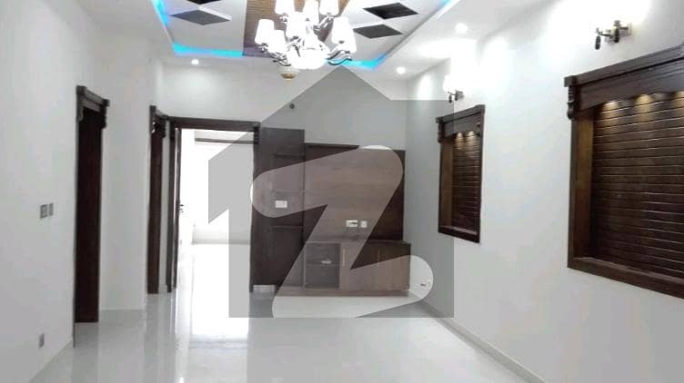 Prime Location House Of 4 Marla In G-13 Is Available