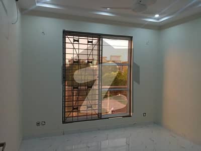5 MARLA BRAND NEW CORNER HOUSE FOR RENT IN DHA RAHBAR PHASE 2