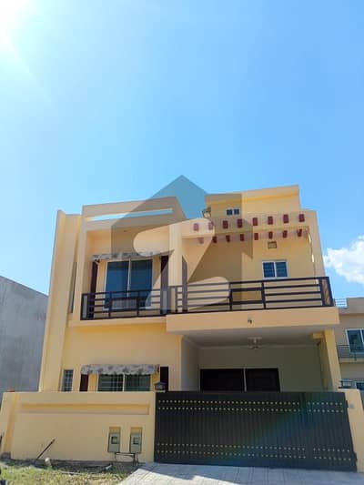 House For Sell On Very Reasonable Price Sector N 8 Marla At Prime Location Bahria Enclave Islamabad