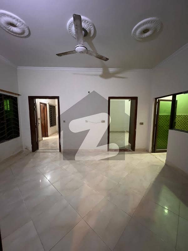 چکلالہ سکیم 3 چکلالہ سکیم,راولپنڈی میں 6 کمروں کا 4 مرلہ مکان 1.55 کروڑ میں برائے فروخت۔