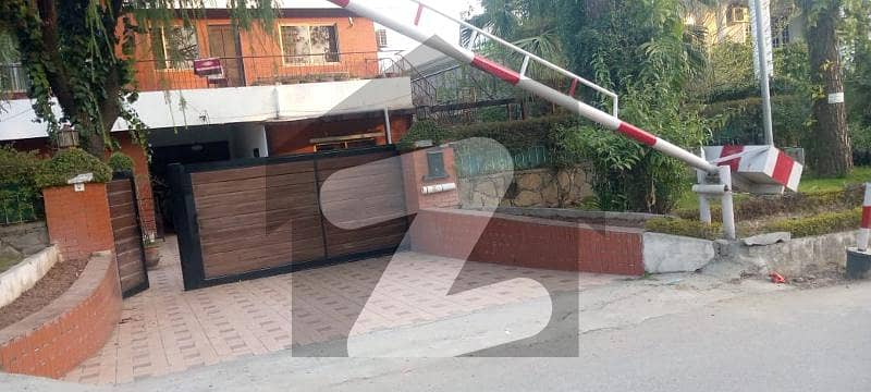 922 Square Yard Corner House Is Available For Sale In F-8/3 Islamabad