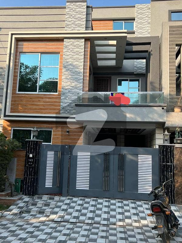 Brand new luxury modern House for sale at Bahria town AA block Lahore