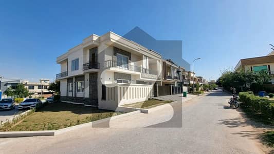 Corner-Brand New Double Story, Double Unit, Park-Face House Available In Media Town'S Block-D