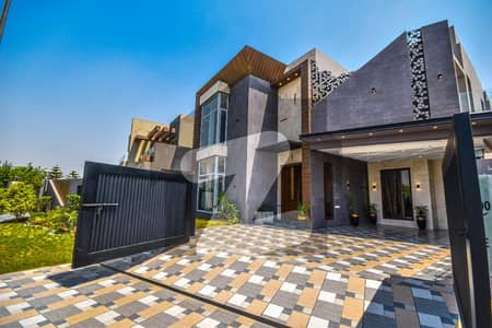 1 KANAL LUXURY BUNGALOW WITH IMPORTED ACCESSORIES
