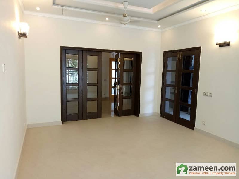 10 Marla Upper Lock Lower Portion For Rent In Dha Phase 6