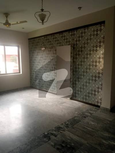 1 Kanal Upper Portion Modern Design Like New For Rent In J Block Phase 1 DHA