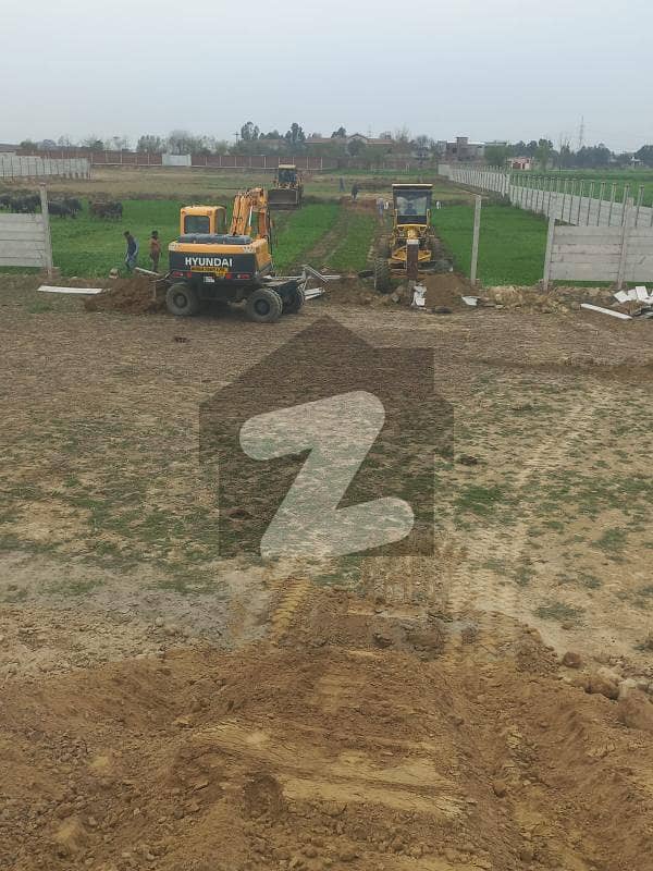 8MARLA COMMERCAIL PLOT AVAILABLE FOR SALE IN GVR PHACE 1 BAHRIA TOWN LAHORE