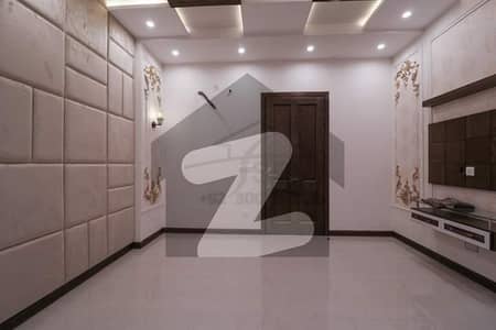 Phase 5 G Block Good Location 2 Kanal House For Sale
